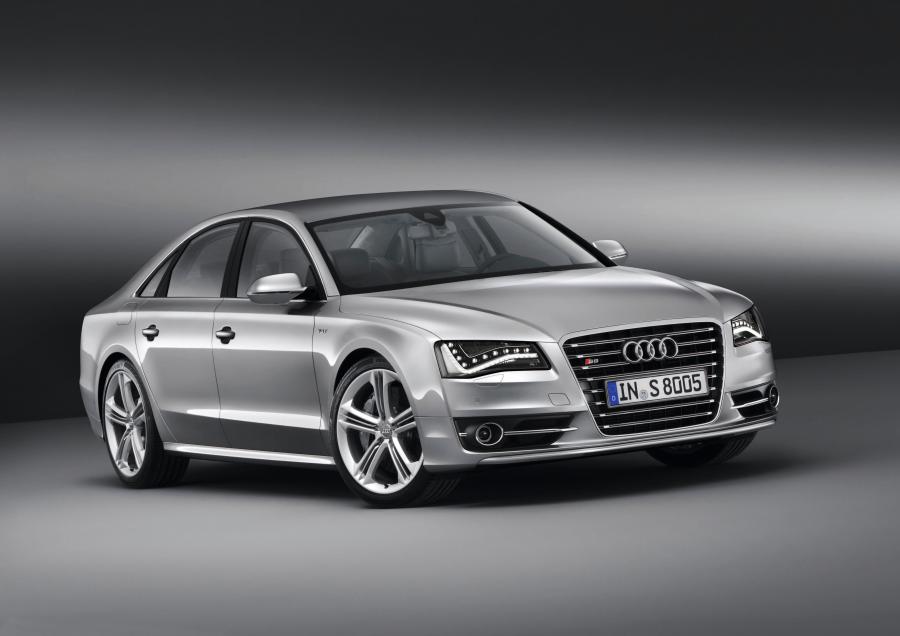  Audi S8 (D4) 2012 года  (WW) (фото 24 из 59)